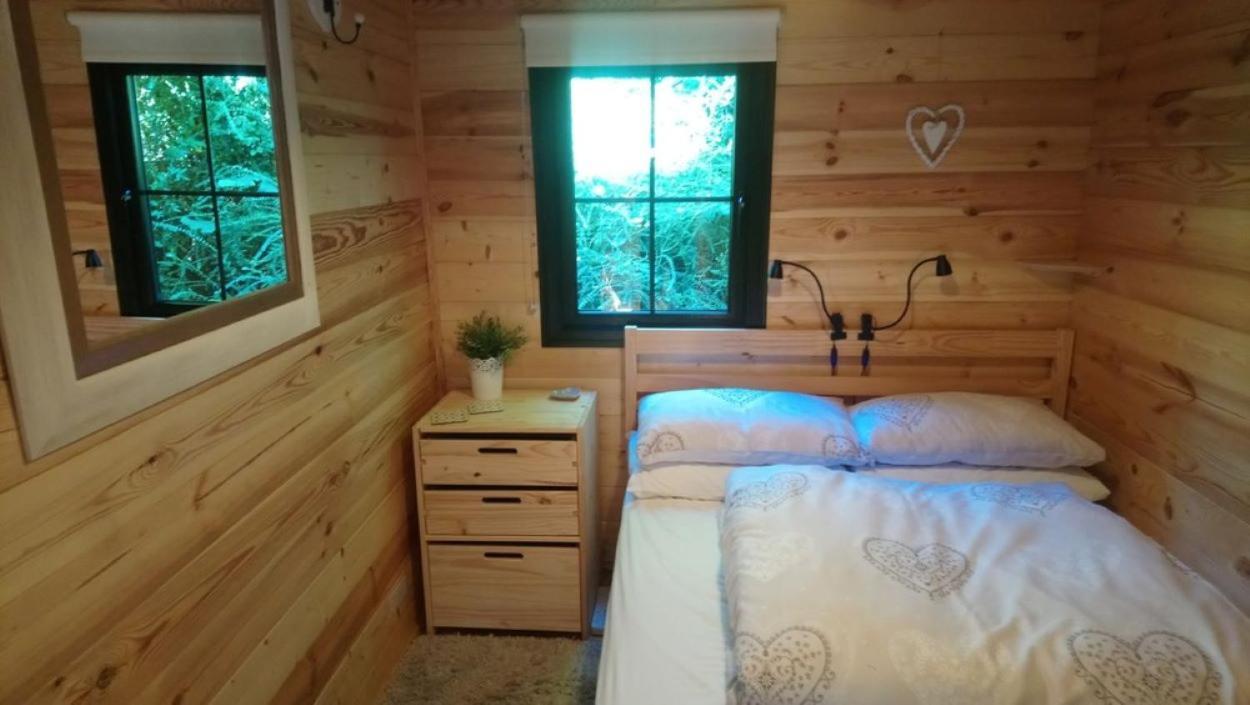 'Monktonmead Lodge' In Secluded Setting, With Private Indoor Pool. Ryde  Bagian luar foto